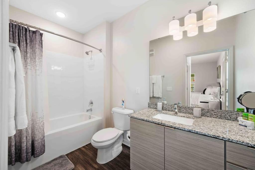Apartment Lavish 2br In *